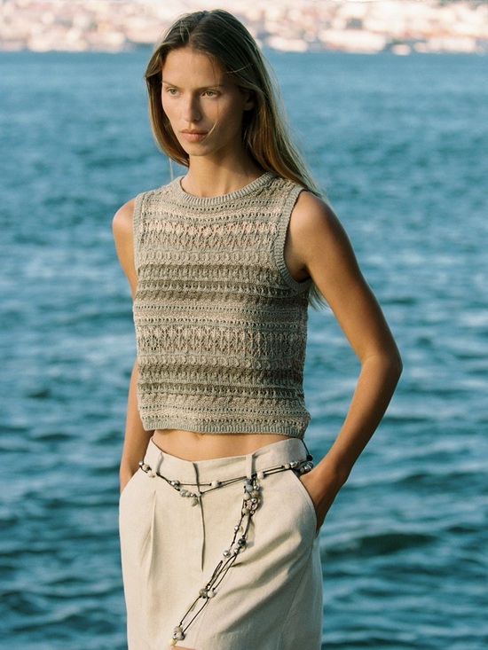 Zara Tops - Zara Green & Beige Pattern Knitted Top Size Small